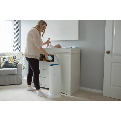 Diaper Genie Diaper Disposal Pail System Refill - Clean Laundry - 8pk 7 Diaper Genie Diaper Disposal Pail System Refill - Clean Laundry - 8pk - Image 5