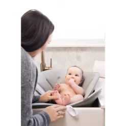 Ubbi® Ubbi Sink Bather Bathing Seat 11 Ubbi® Ubbi Sink Bather Bathing Seat -Baby World Shop GUEST 1601e8b9 2099 4d59 af5d 514959cf00ba
