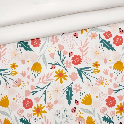 Floral Garden Cotton Kids' Comforter Set - Pillowfort™ 5 Floral Garden Cotton Kids' Comforter Set - Pillowfort™ - Image 3