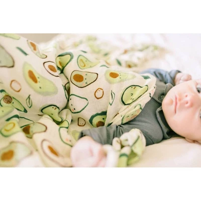 Loulou Lollipop Muslin Swaddle Blanket - Avocado 4 Loulou Lollipop Muslin Swaddle Blanket - Avocado - Image 2