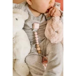 Loulou Lollipop Silicone + Wood Soother Holder In Silicone Clip - Color Pop Pink Quartz 7 Loulou Lollipop Silicone + Wood Soother Holder In Silicone Clip - Color Pop Pink Quartz -Baby World Shop GUEST 7c3b85b1 1fbd 406c be08 db67ba7ba77c