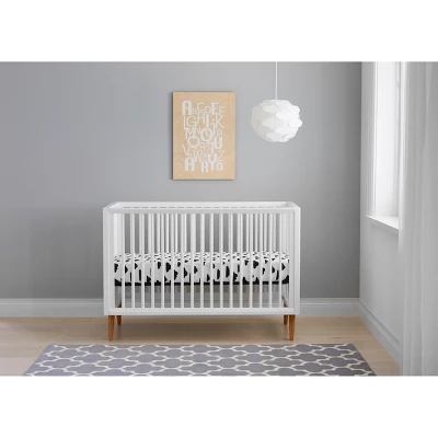 Contours Roscoe 3-in-1 Convertible Crib - White 8 Contours Roscoe 3-in-1 Convertible Crib - White - Image 6