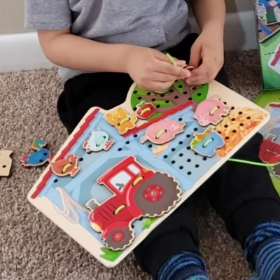 HABA The Farm Threading Game 10 HABA The Farm Threading Game - Image 8