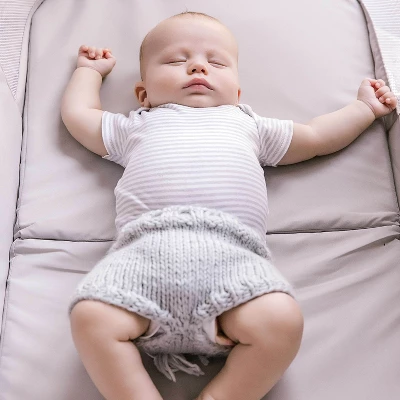 Ingenuity Crosby Foldaway Rocking Bassinet - Crosby 7 Ingenuity Crosby Foldaway Rocking Bassinet - Crosby - Image 5