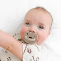 Ryan & Rose Cutie PAT Pacifier Kit - Neutral - 5pc -Baby World Shop GUEST 93ce74a1 daac 436c aacc dddd16a23f8a