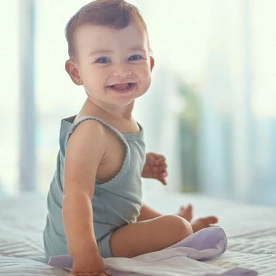 Aveeno Baby Gentle Wash & Shampoo With Natural Oat Extract For Sensitive Hair & Skin - Lightly Scented - 33 Fl Oz 5 Aveeno Baby Gentle Wash & Shampoo With Natural Oat Extract For Sensitive Hair & Skin - Lightly Scented - 33 Fl Oz - Image 3