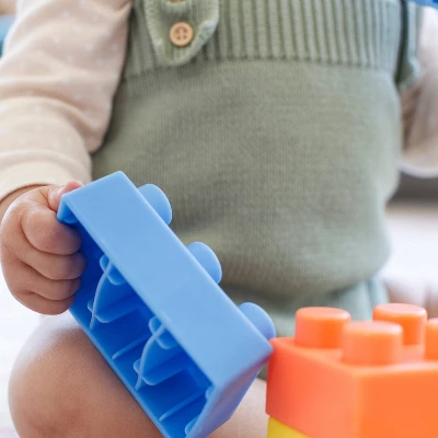 Infantino Go Gaga! Super Soft 1st Building Blocks 6 Infantino Go Gaga! Super Soft 1st Building Blocks - Image 4