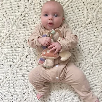 Itzy Ritzy Bitzy Busy Ring Teething Activity Toy 6 Itzy Ritzy Bitzy Busy Ring Teething Activity Toy - Image 4