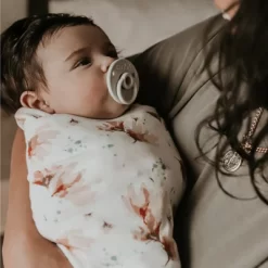 Embe Newborn Binnie Retractable Silicone Pacifier (0-18 Months) -Baby World Shop GUEST 9d9301a5 7d91 401c add0 3273b9388bc6