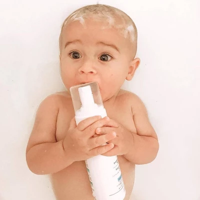 Mustela Foam Shampoo For Baby Cradle Cap And Cradle Cap Cream Combo - 6.42 Fl Oz 4 Mustela Foam Shampoo For Baby Cradle Cap And Cradle Cap Cream Combo - 6.42 Fl Oz - Image 2