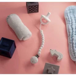 Pacifier Clip For Boys And Girls By Comfy Cubs -Baby World Shop GUEST b1adc7b7 eb76 40b1 8789 64a0aa5eb1d7