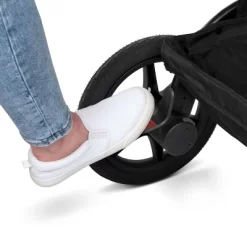 Radio Flyer Momentum Jogging Baby Stroller - Black -Baby World Shop GUEST c07b5410 61dd 4088 b759 08d6001d60fa