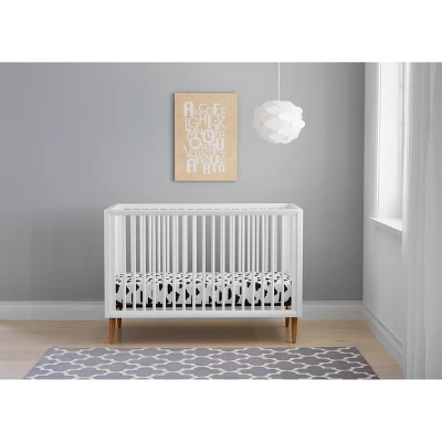 Contours Roscoe 3-in-1 Convertible Crib - White 9 Contours Roscoe 3-in-1 Convertible Crib - White - Image 7
