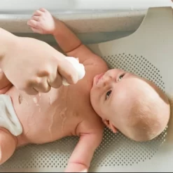 The First Years First Suds Infant To Toddler Baby Bath Tub -Baby World Shop GUEST d6373634 4d37 44dc 99ba 3f45fe4c1aa7