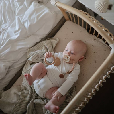 Mushie Silicone Pacifier Clip 4 Mushie Silicone Pacifier Clip - Image 2