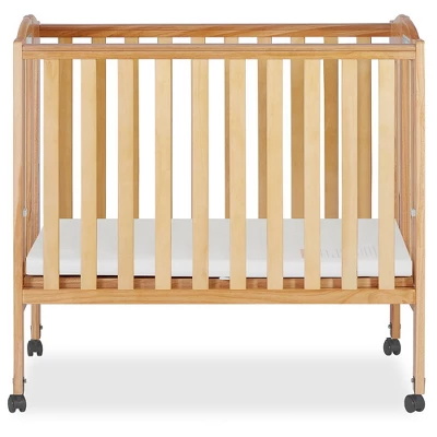 Dream On Me 2-in-1 Folding Portable Crib 10 Dream On Me 2-in-1 Folding Portable Crib - Image 8