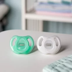 Tommee Tippee Ultra-Light Silicone Baby Pacifier 18-36m - Blue/Green - 4pk -Baby World Shop GUEST ff6291dc 0538 4c1b 8a5c c71851362b98